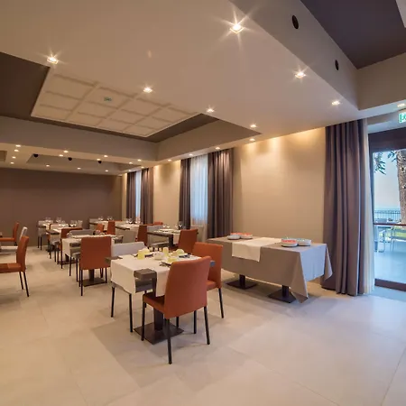 Western Terre Di Eolo Hotel 4*