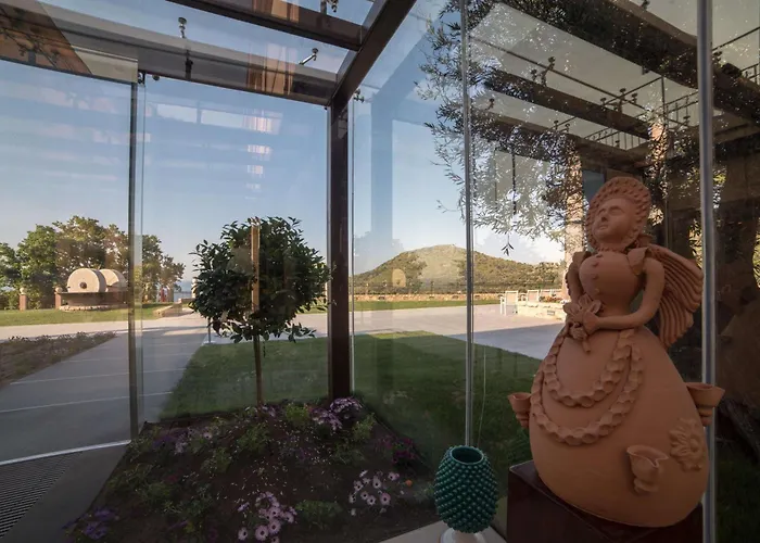 Western Terre Di Eolo Hotel 4*