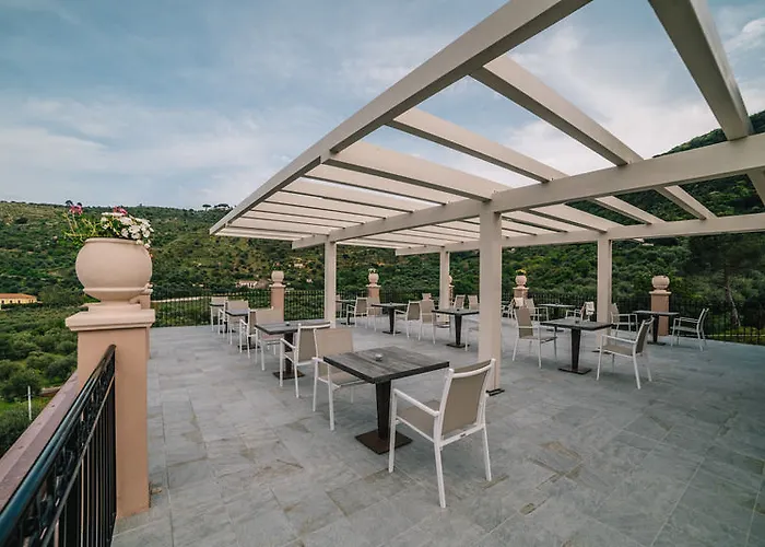 Western Terre Di Eolo Hotel 4*